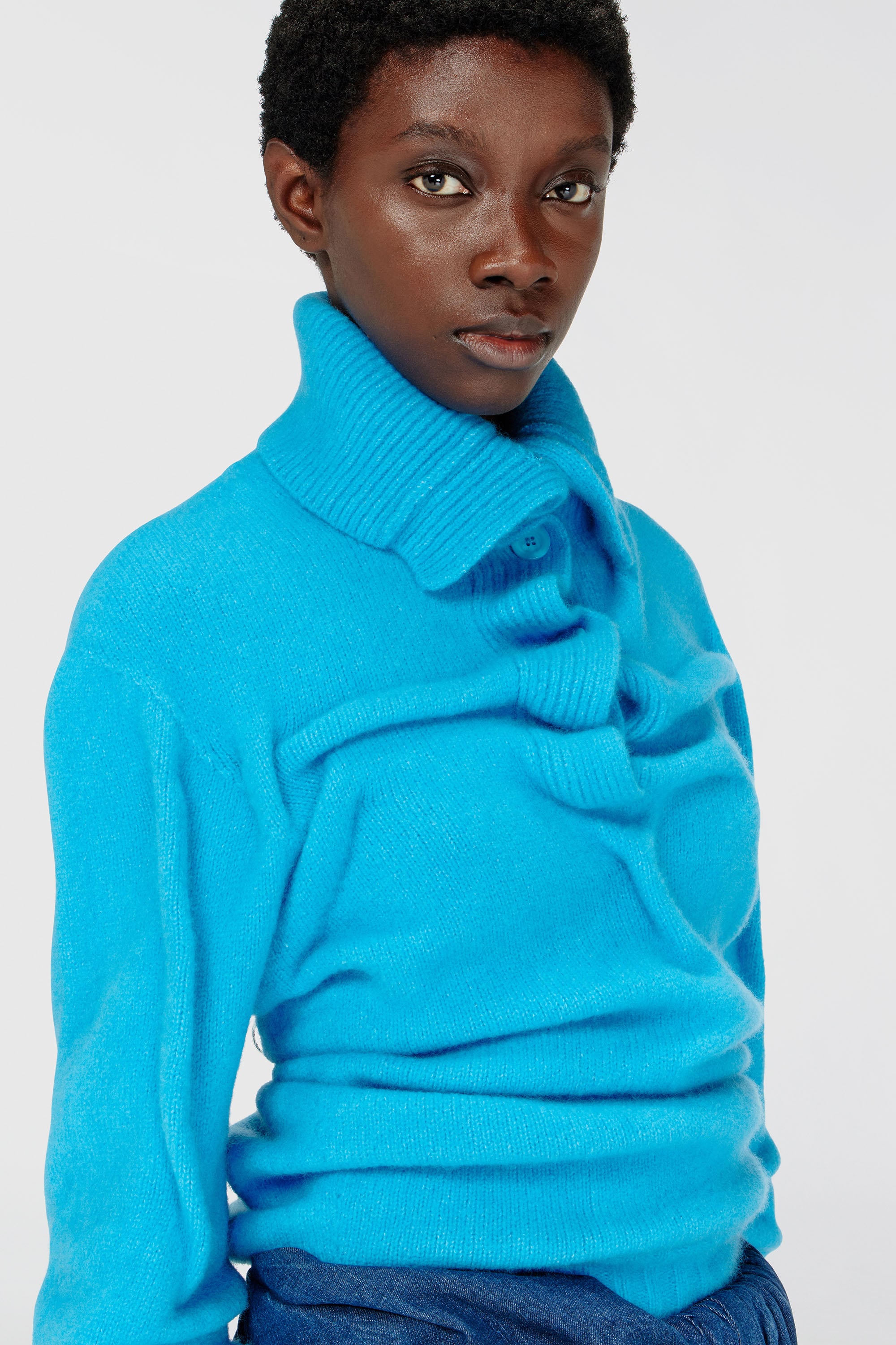 Diesel - M-AMARY, Pull &agrave; col boutonn&eacute; en maille foul&eacute;e &agrave; texture froiss&eacute;e Femme in Bleu - 5