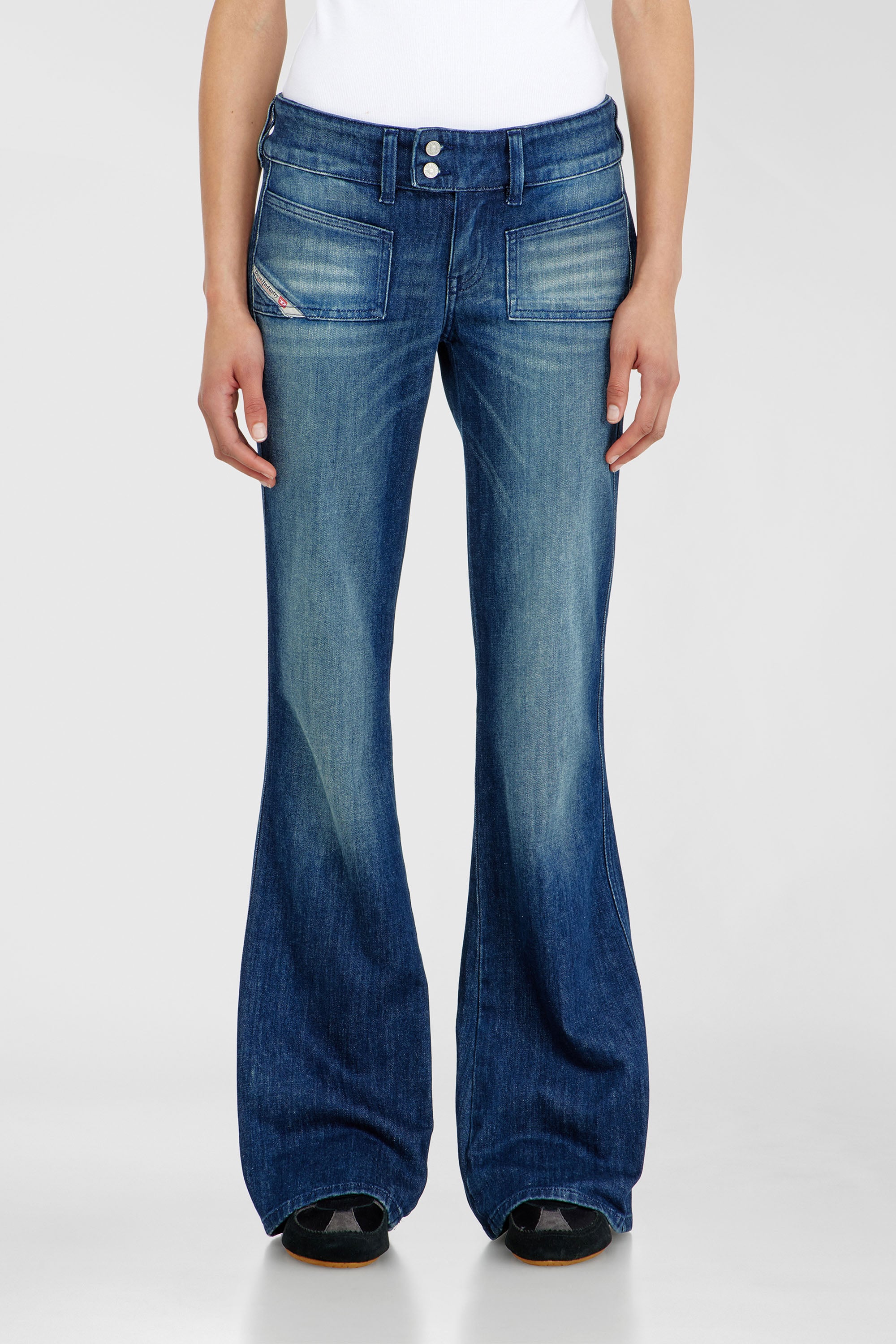 Diesel - Bootcut Jeans D-Hush 0KBBR Femme, Bleu Fonc&eacute; - Image 2