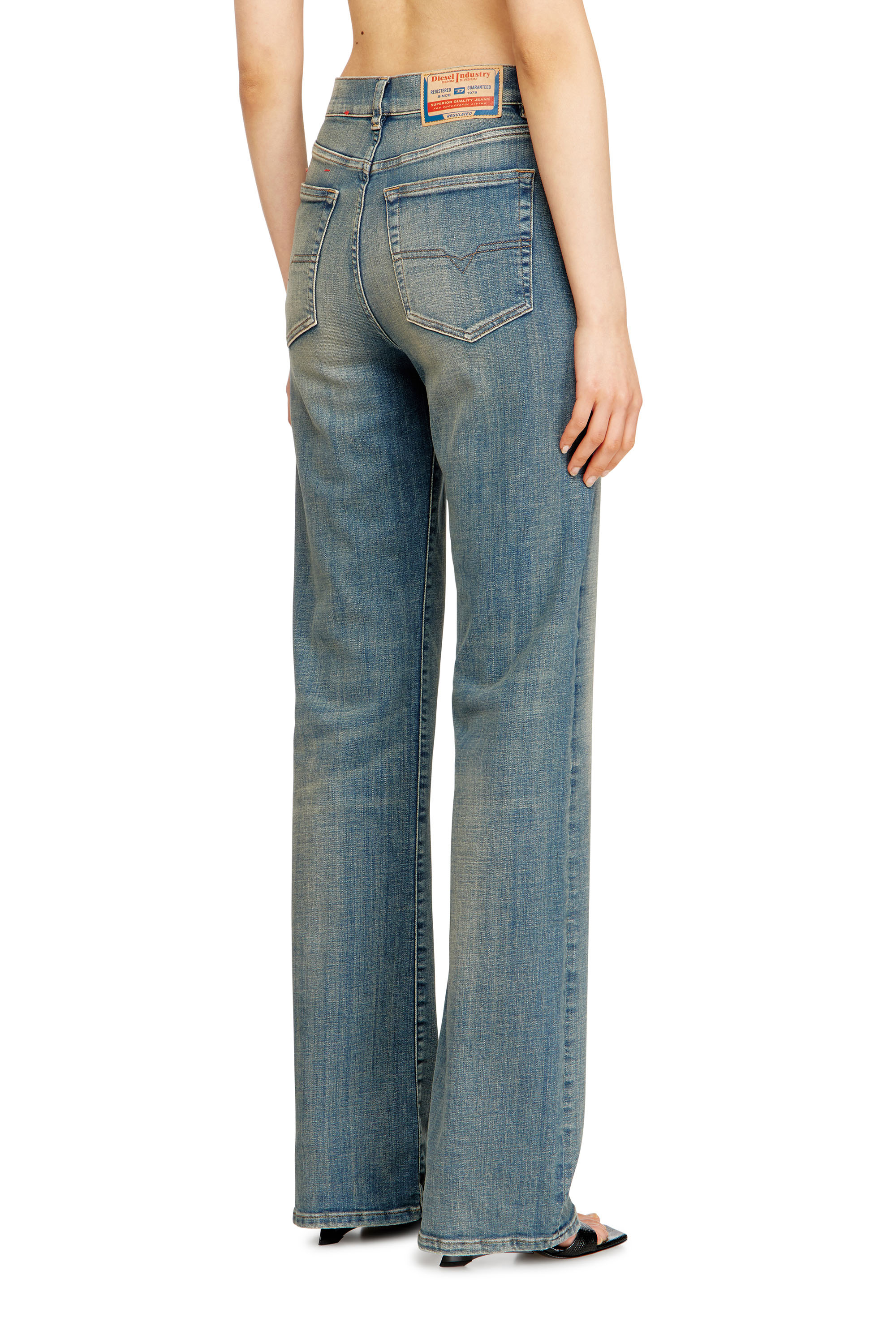 Diesel - Regular Jeans 1971 D-Sent 09N32 Femme, Bleu moyen - Image 4