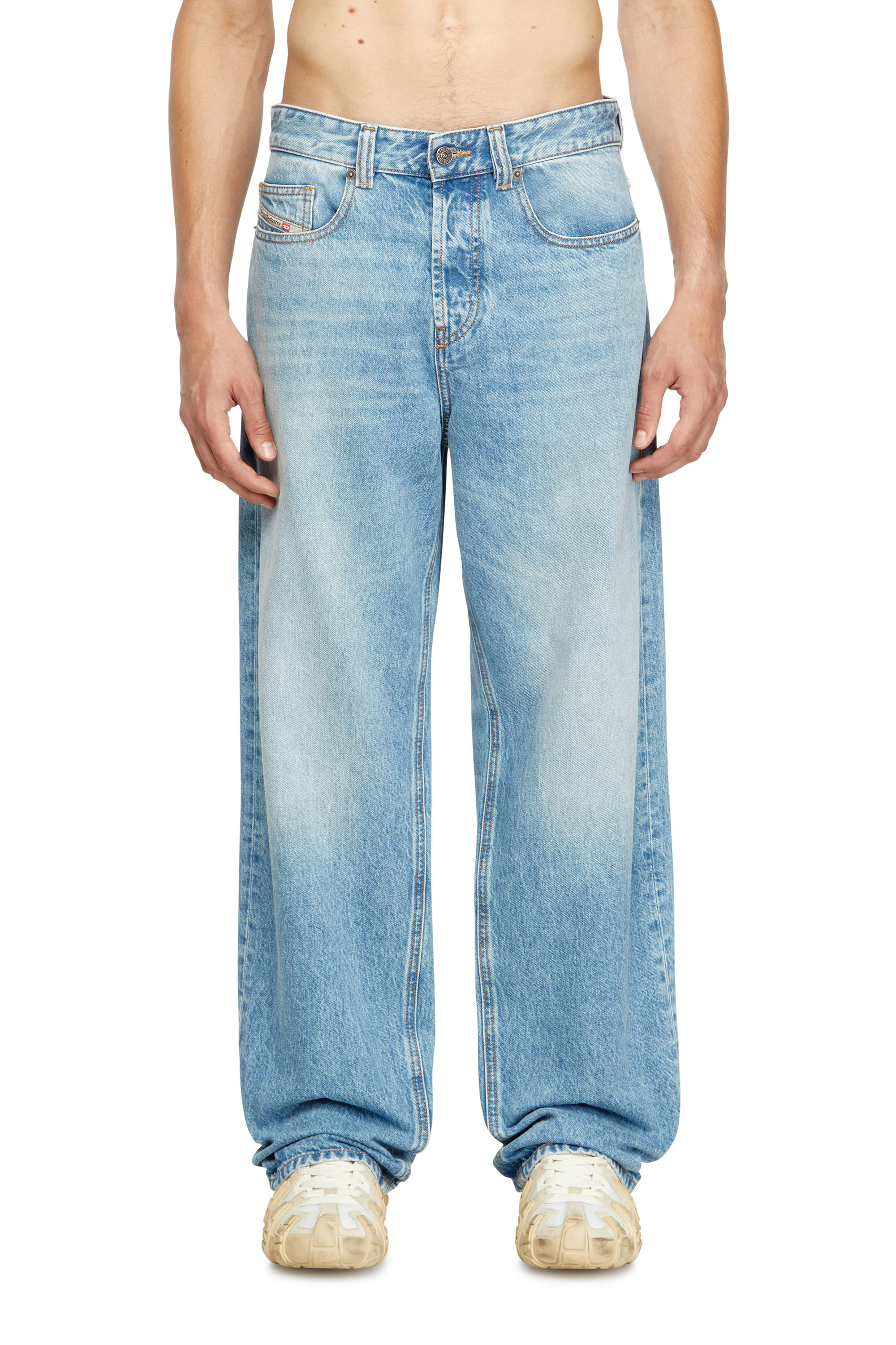 Diesel - Relaxed Jeans 2001 D-Macro 09I29 Homme, Bleu Clair - Image 1