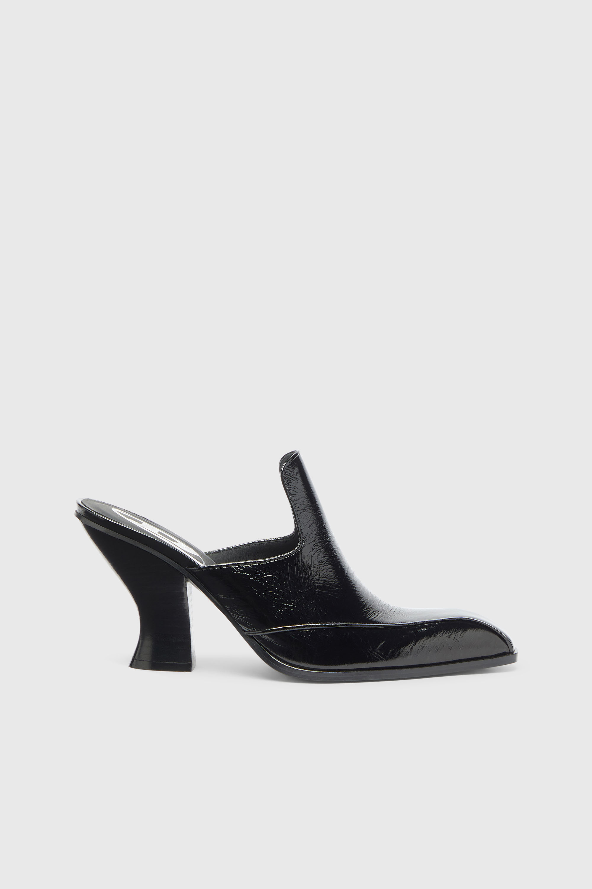 Diesel - D-LUFFY-75-MULE, D-Luffy - Mules style occidental en cuir verni Femme in Noir - 1