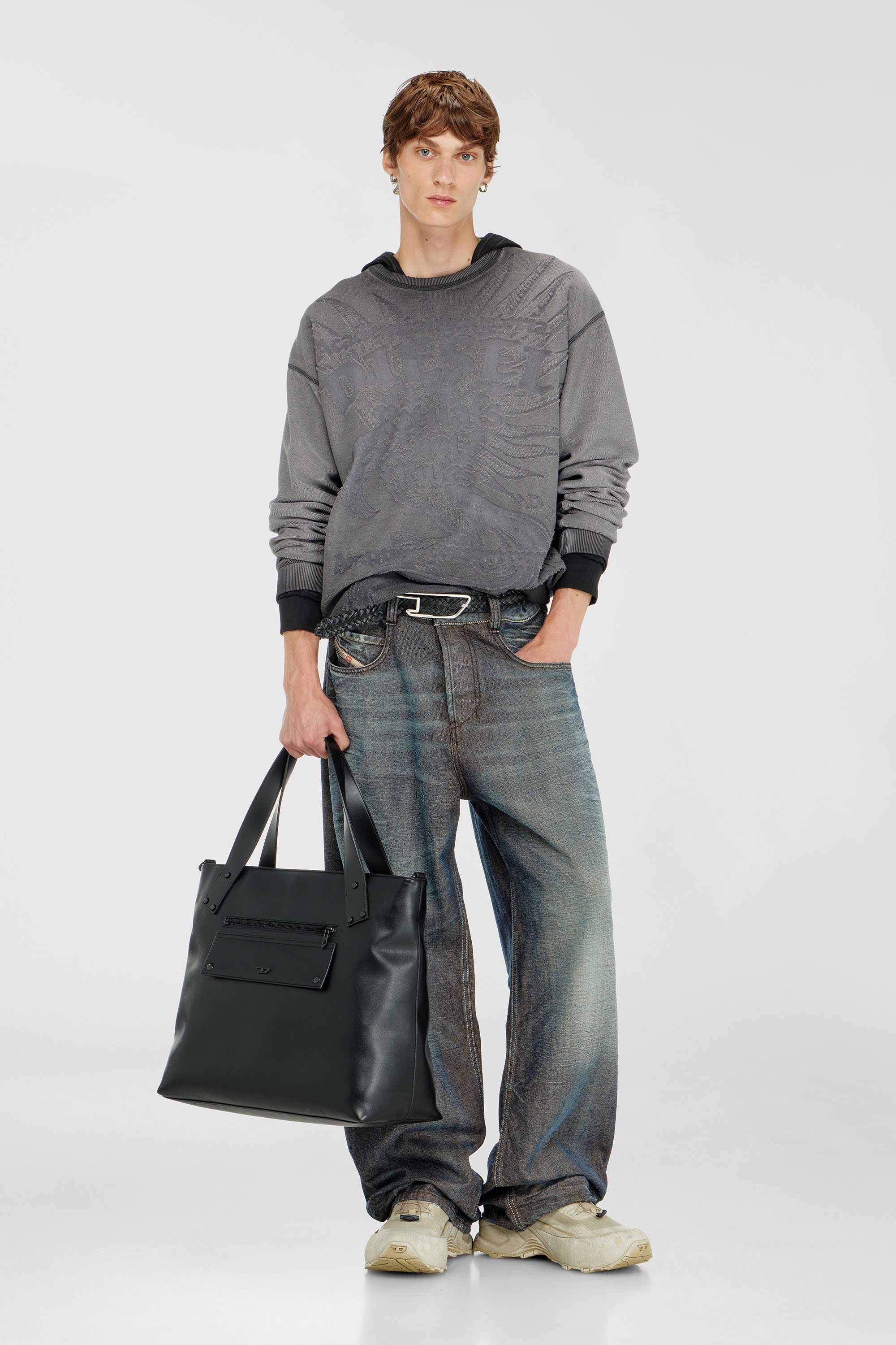 Diesel - S-ARON-RAW, Sweat-shirt avec imprim&eacute; d&eacute;vor&eacute; Homme in Gris - 1