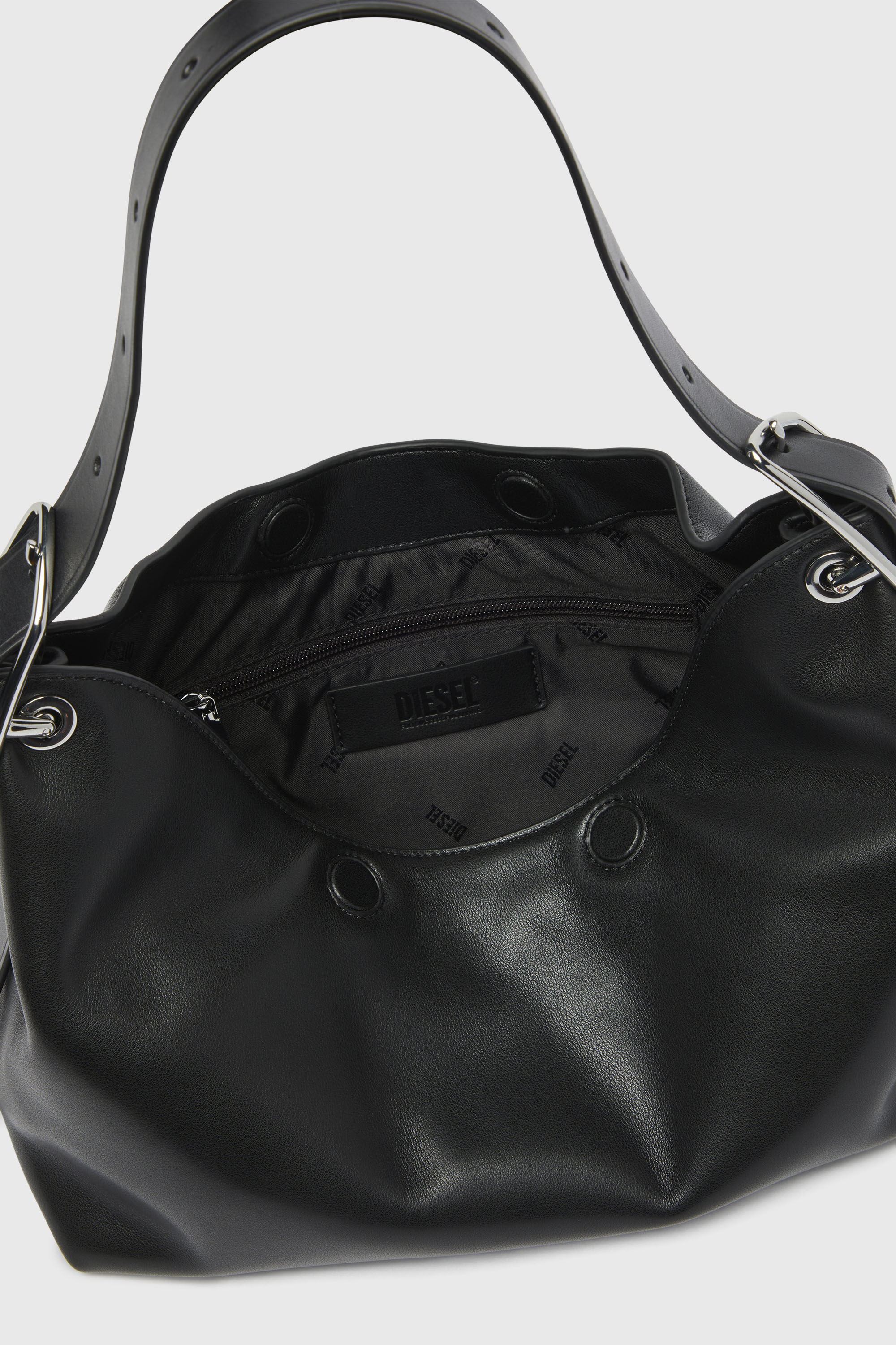 Diesel - D-LINE HOBO S, D-Line-Sac &agrave; bandouli&egrave;re en cuir Femme in Noir - 6