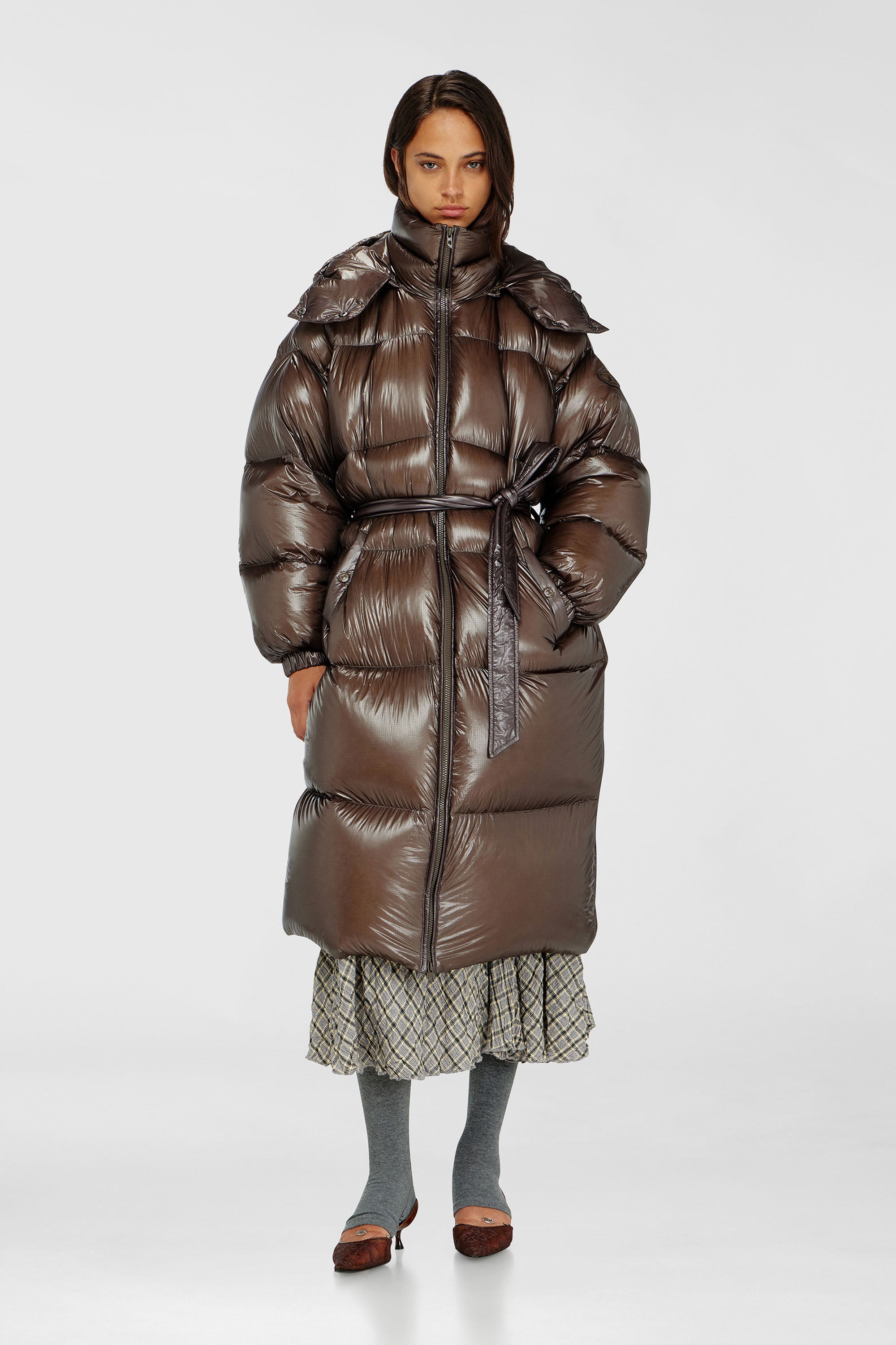Diesel - W-ISHER, Doudoune en ripstop ultra-l&eacute;ger Femme in Marron - 2