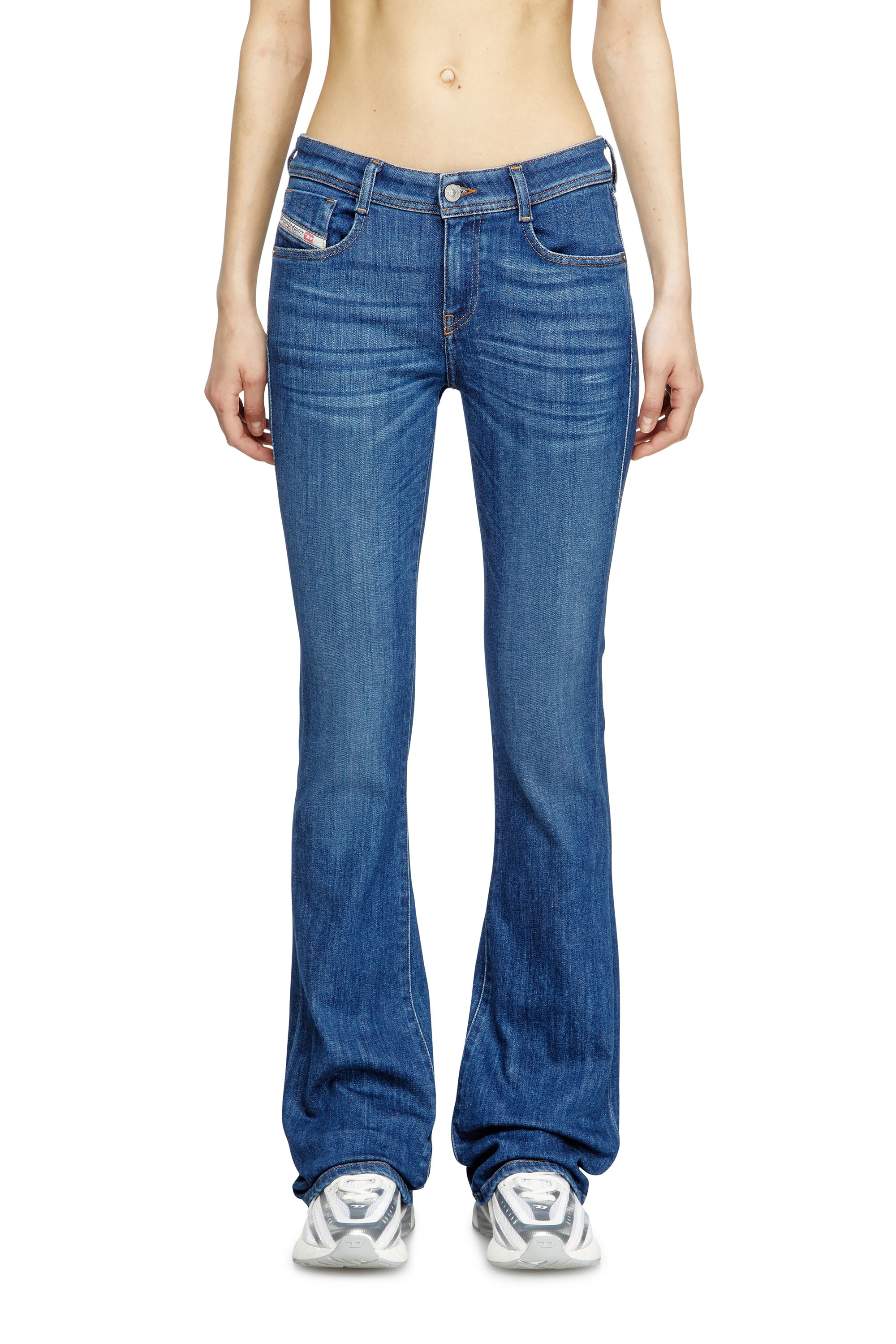 Diesel - Bootcut Jeans 1969 D-Ebbey 09M73 Femme, Bleu moyen - Image 1
