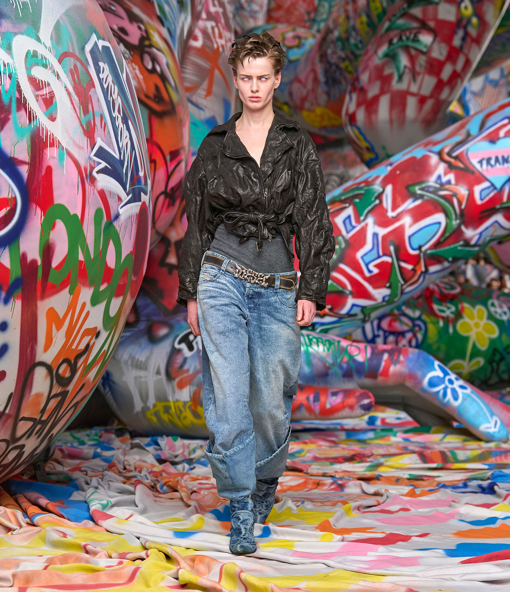 Diesel - L-OYS, Woman's Belted jacket in boiled leather in Black - 7