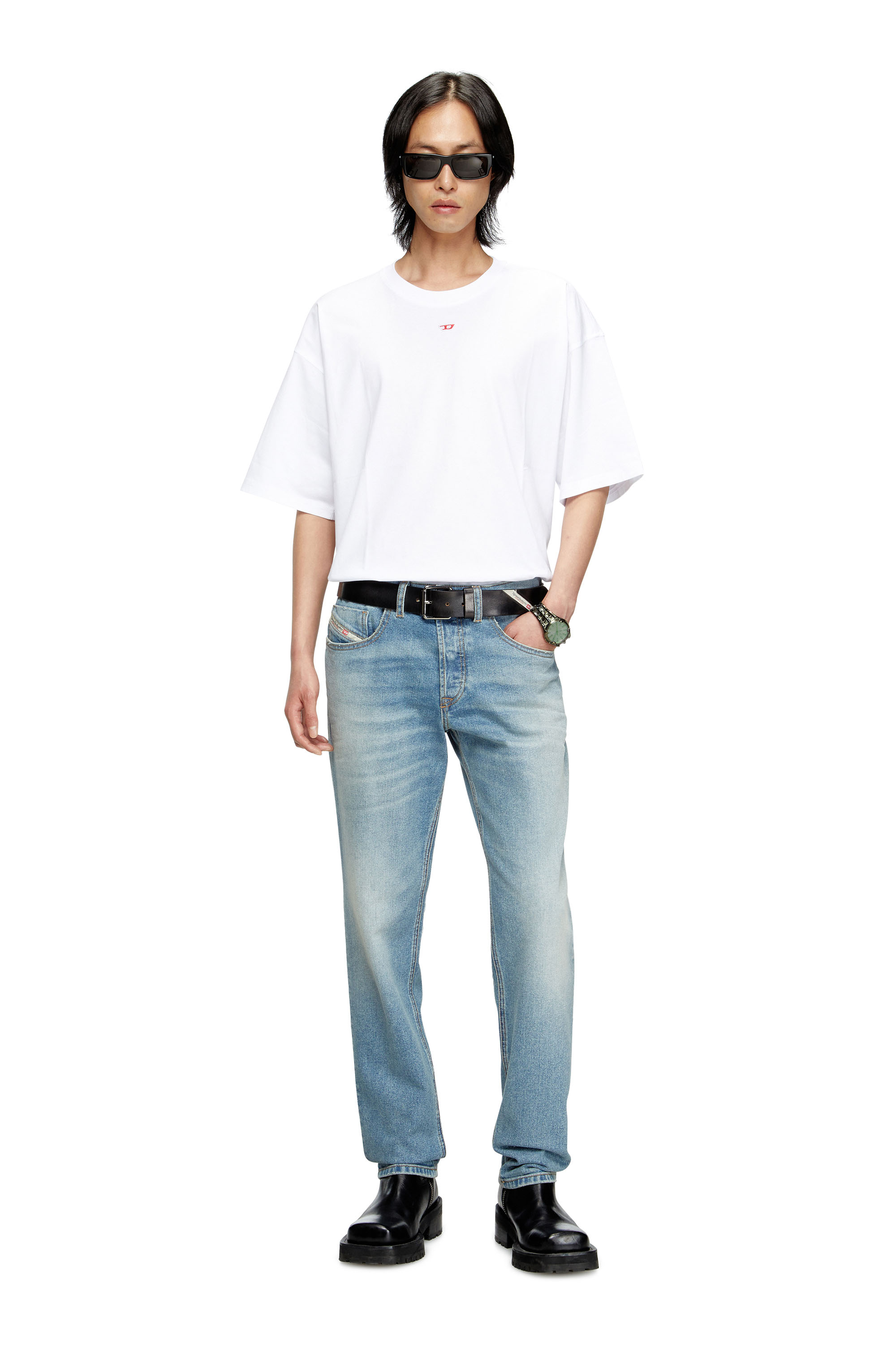 Diesel - Regular Jeans 2023 D-Finitive 0DBEH Homme, Bleu Clair - Image 2