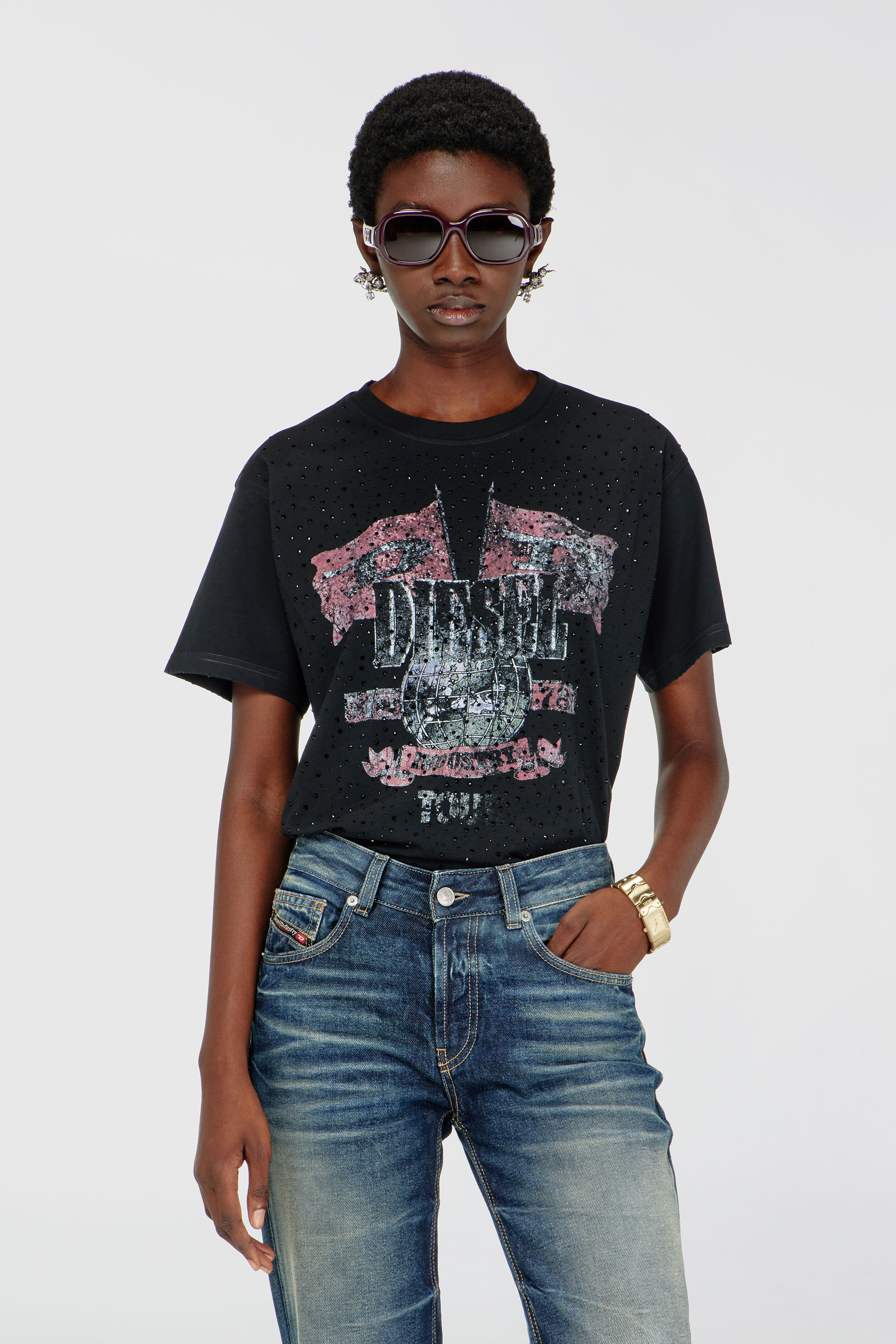 Diesel - T-MARLY, T-shirt avec graphismes de concert et cristaux Femme in Noir - 3