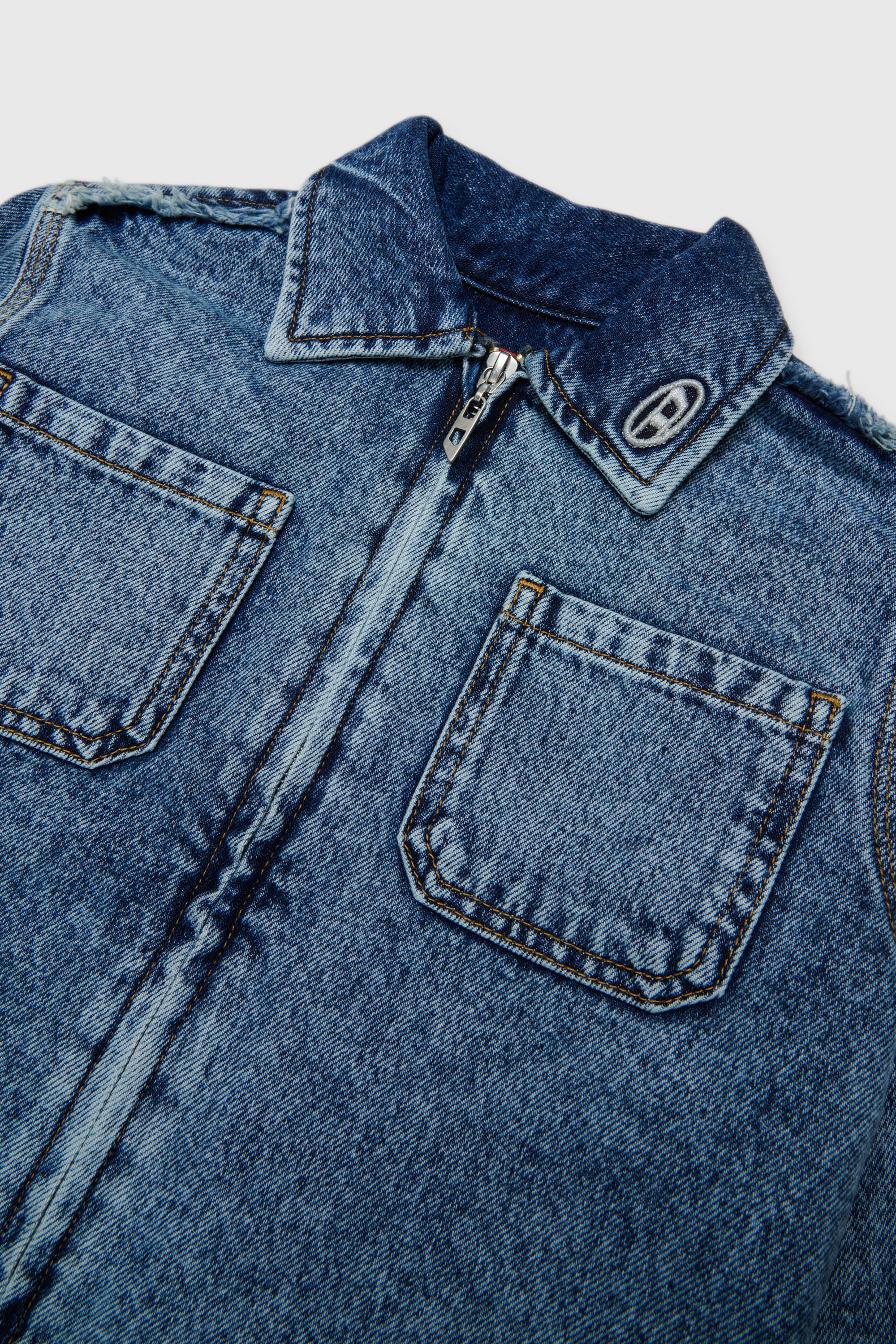 Diesel - CELKA, Chemise en denim zipp&eacute;e avec d&eacute;tail effiloch&eacute; Femme in Bleu - 3