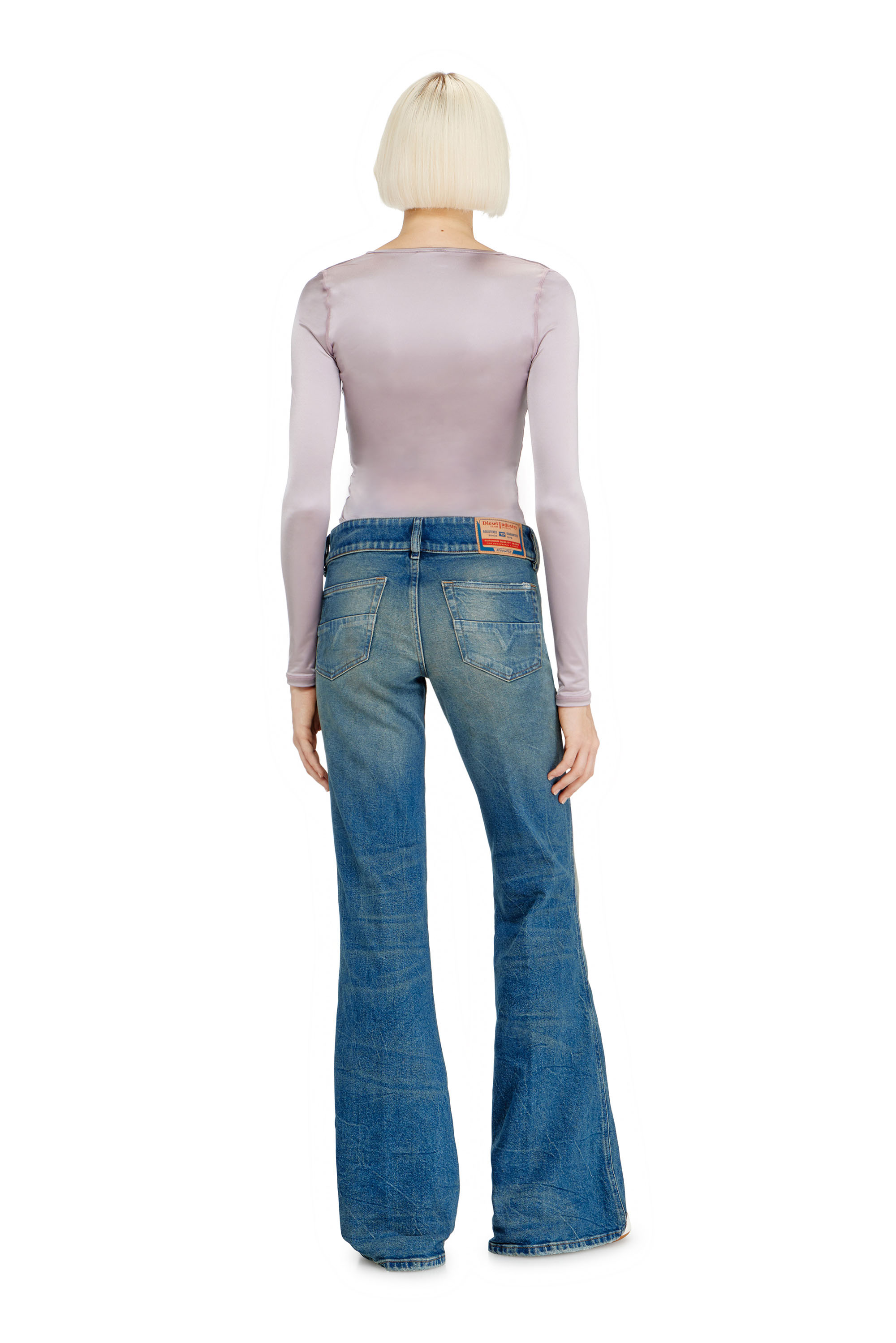 Diesel - Bootcut Jeans D-Hush 09N40 Femme, Bleu moyen - Image 3