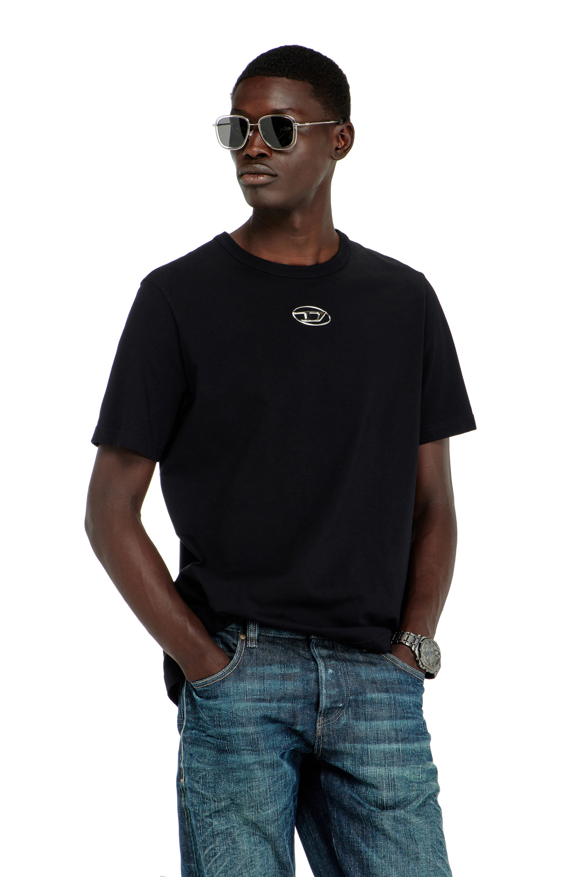 Diesel - T-ADJUST-OD, T-shirt avec logo Oval D m&eacute;tallis&eacute; Homme in Noir - 1