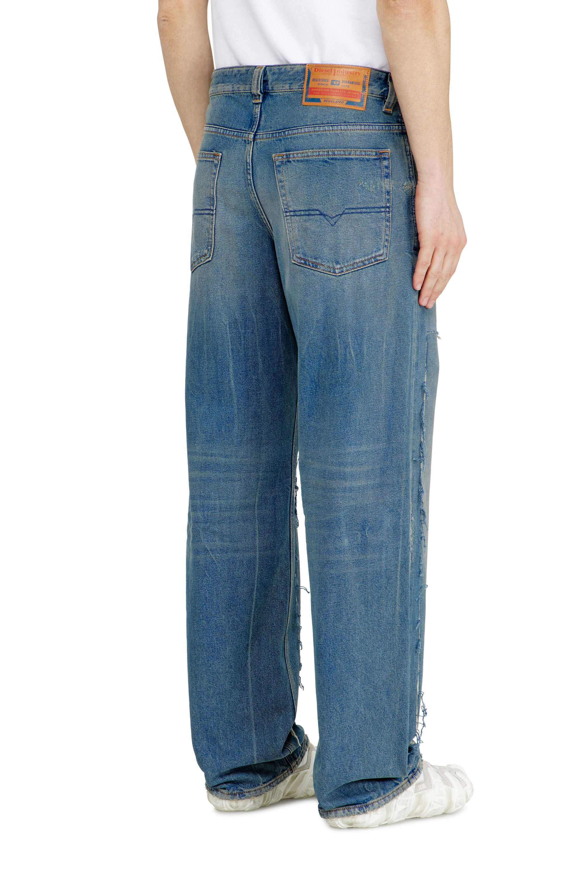 Diesel - Relaxed Jeans 2001 D-Macro 09N27 Homme, Bleu moyen - Image 5