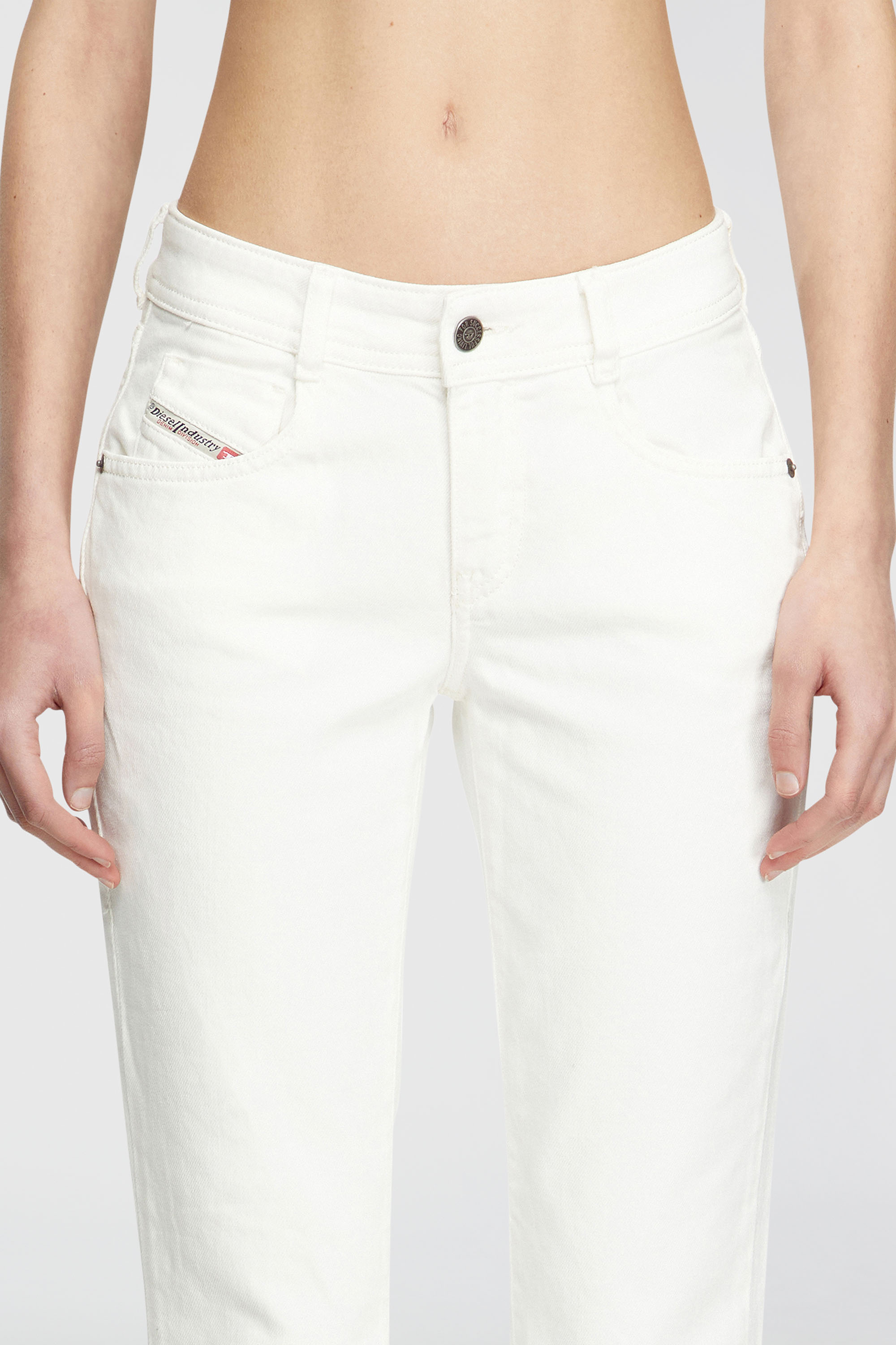 Diesel - Bootcut Jeans 1969 D-Ebbey 09D63 Femme, Blanc - Image 7