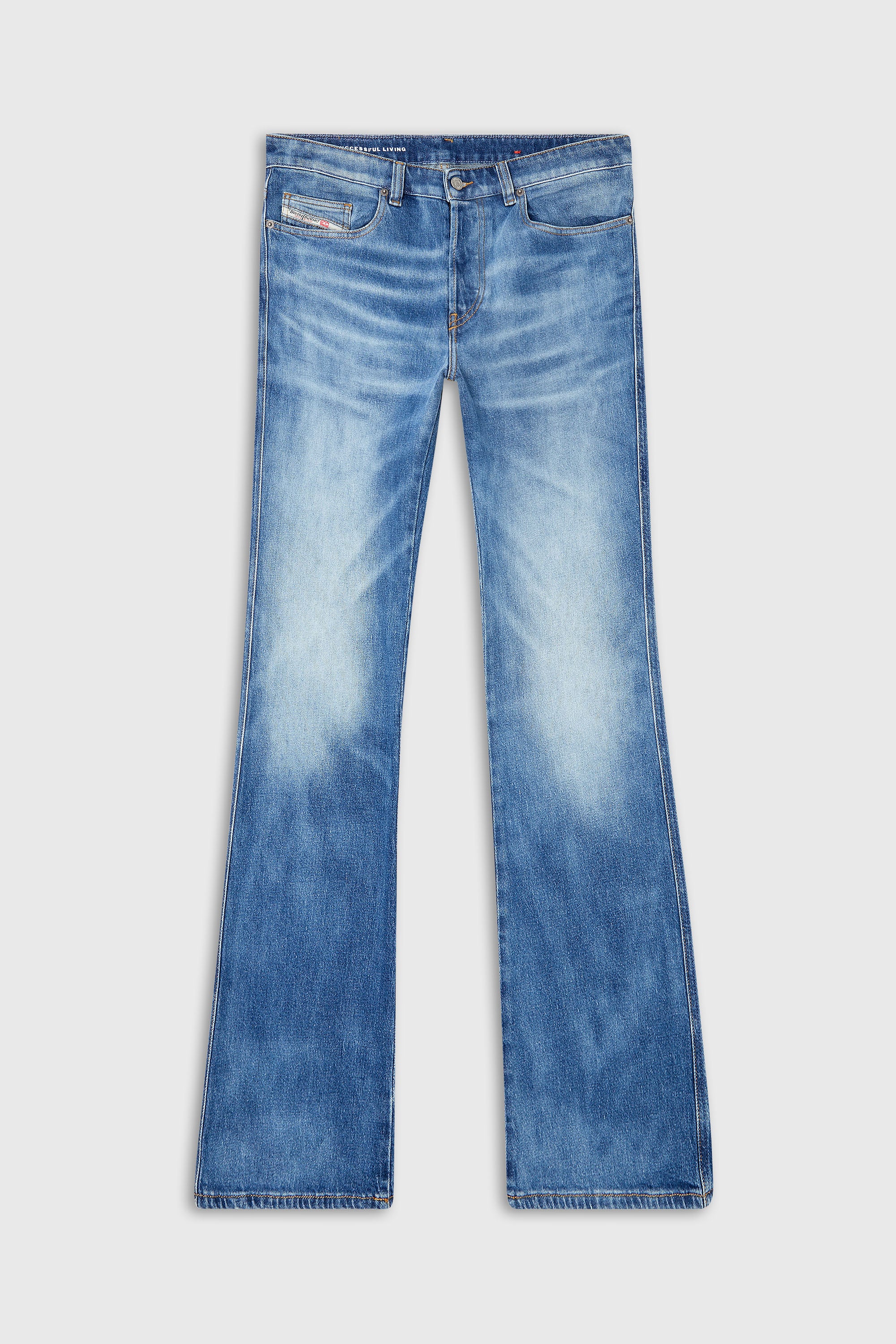 Diesel - Bootcut Jeans 1998 D-Buck 09L19 Homme, Bleu moyen - Image 2