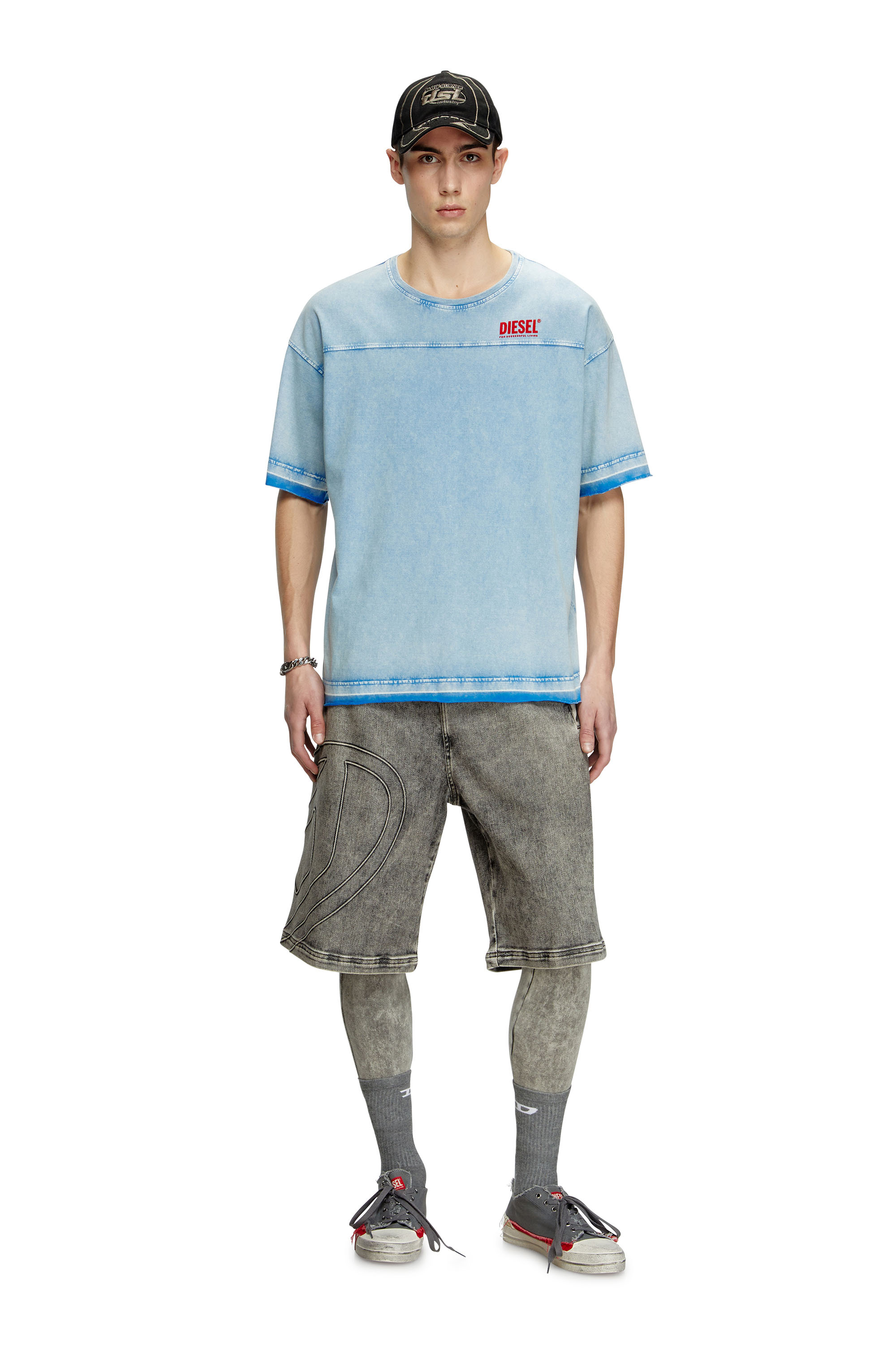 Diesel - T-HOXT, T-shirt effet denim avec ourlets relâchés Homme in Bleu - 2