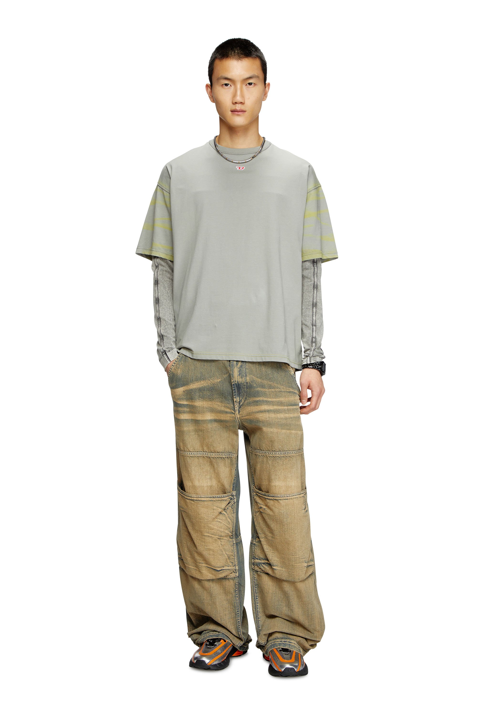 Diesel - T-ADJUST-R23, T-shirt avec effet pulvérisation Homme in Gris - 2