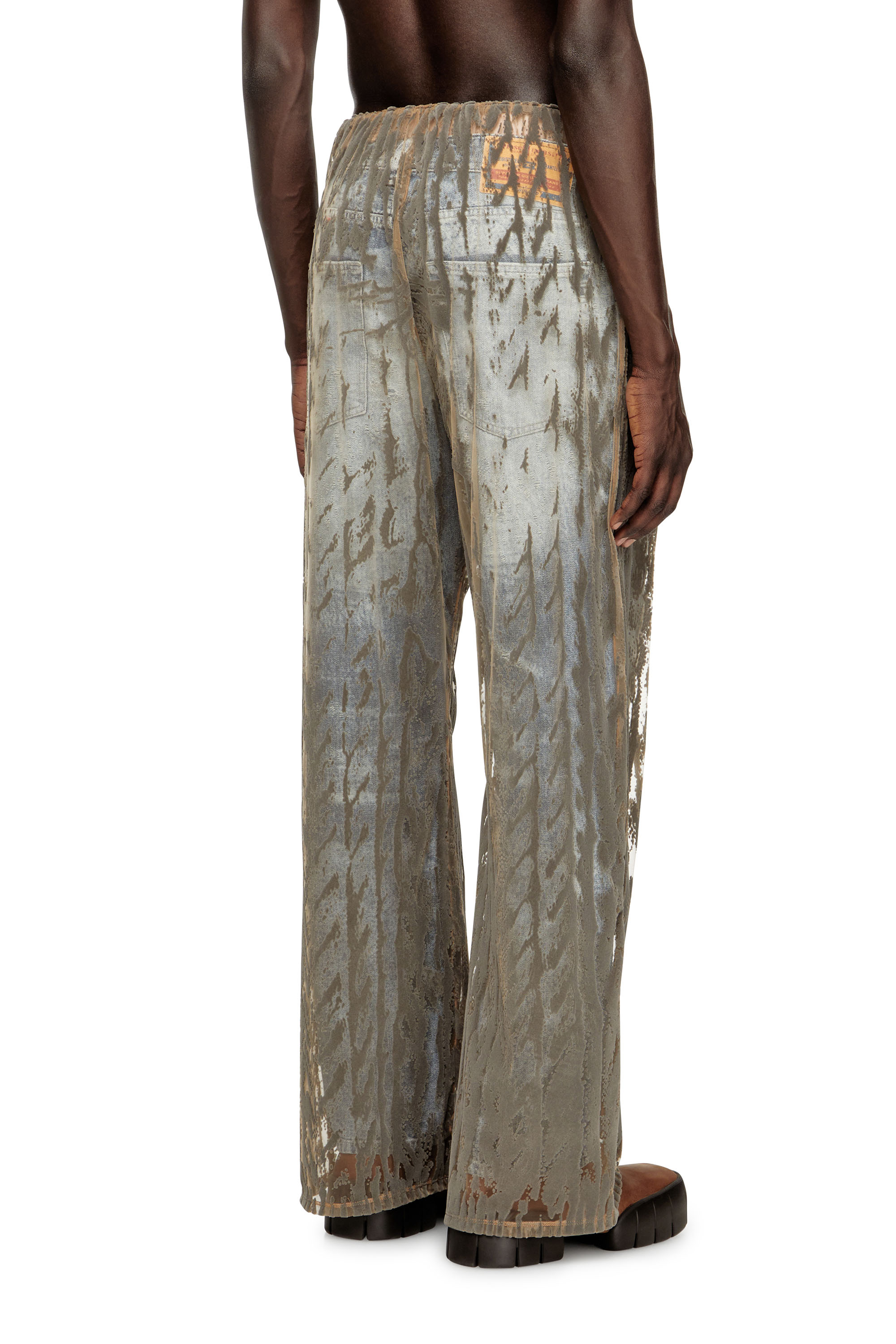 Diesel - P-EGASO, Pantalon en tulle avec imprimés de torsades floquées Homme in Gris - 4