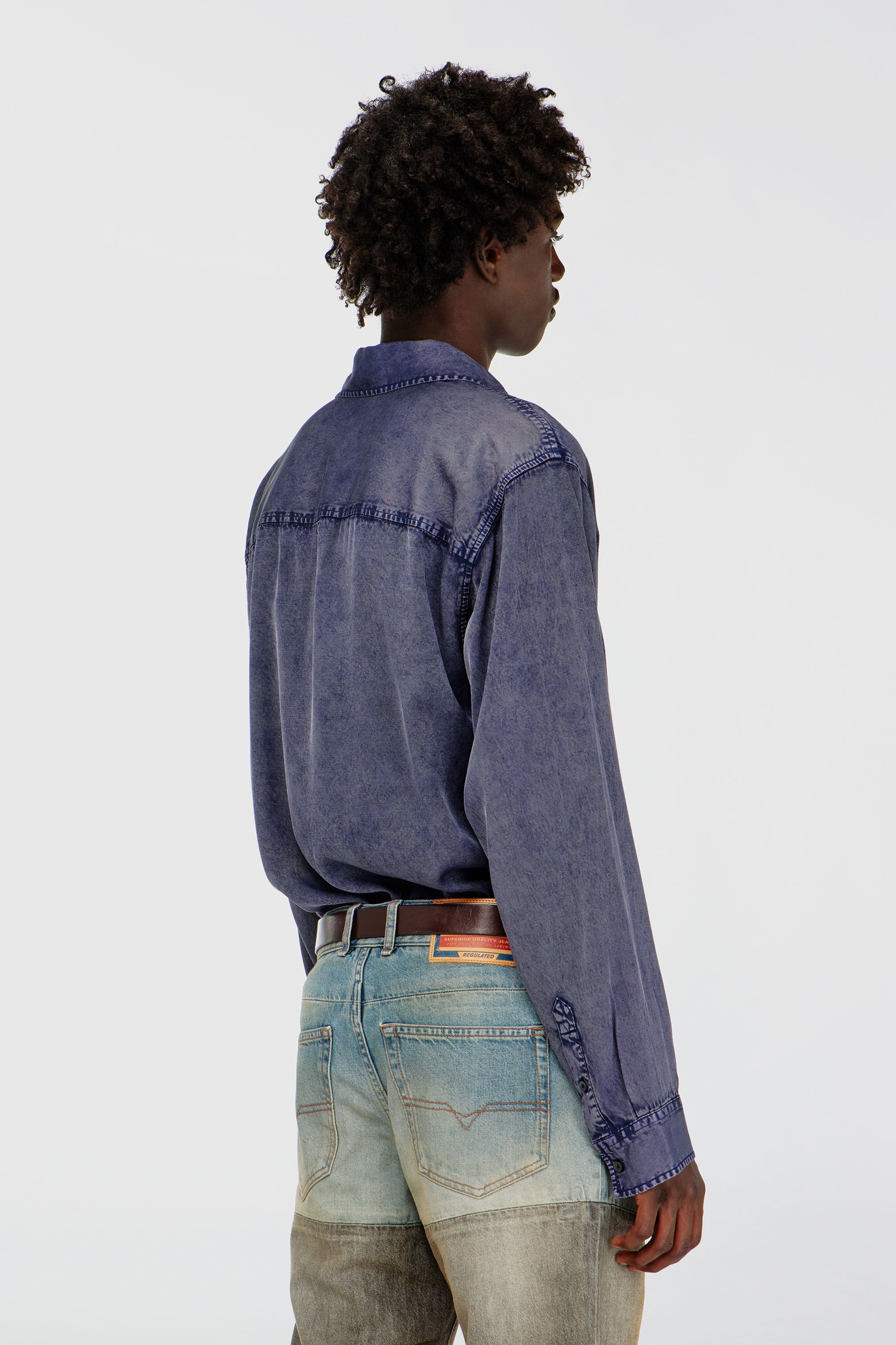 Diesel - S-SIMPLY-NIBC, Chemise fluide en viscose effet denim Homme in Bleu - 4