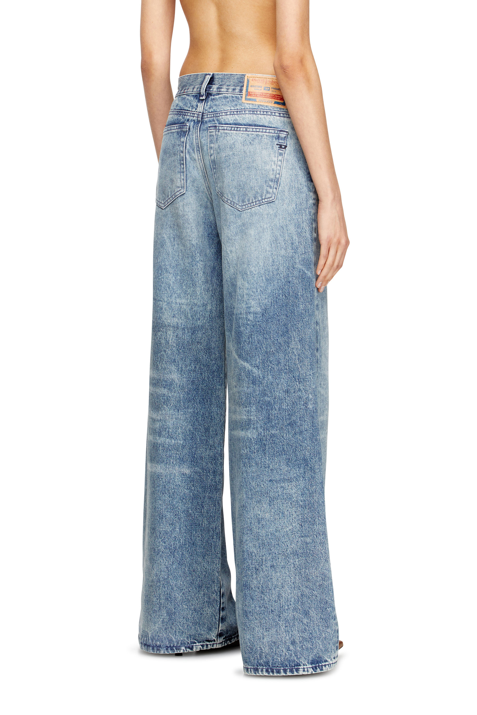 Diesel - Flare Jeans 1978 D-Akemi 007DA Femme, Bleu Clair - Image 4