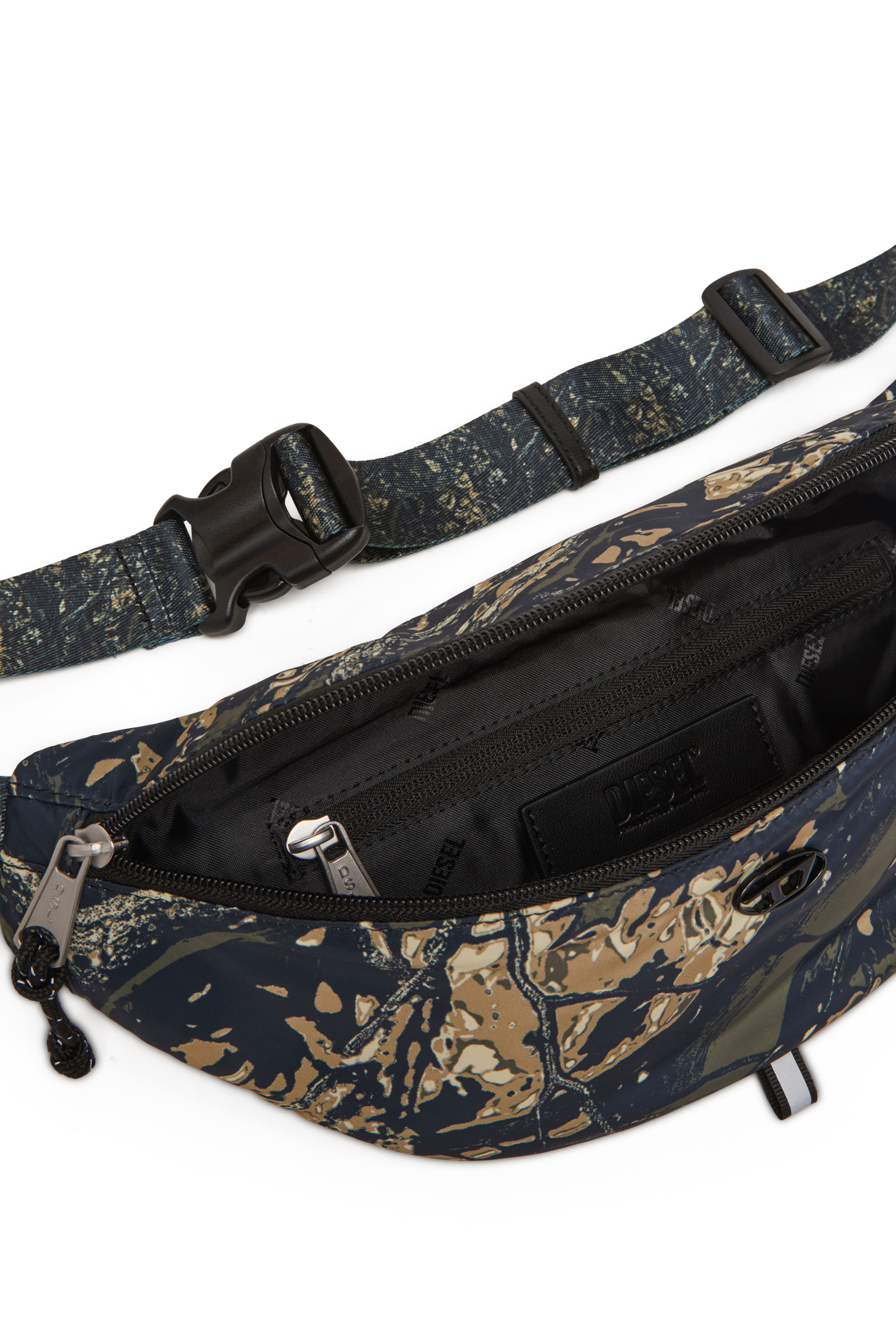 Diesel - D-PACK BELTBAG X, Belt bag in camo-print fabric Mixte in Vert - 4