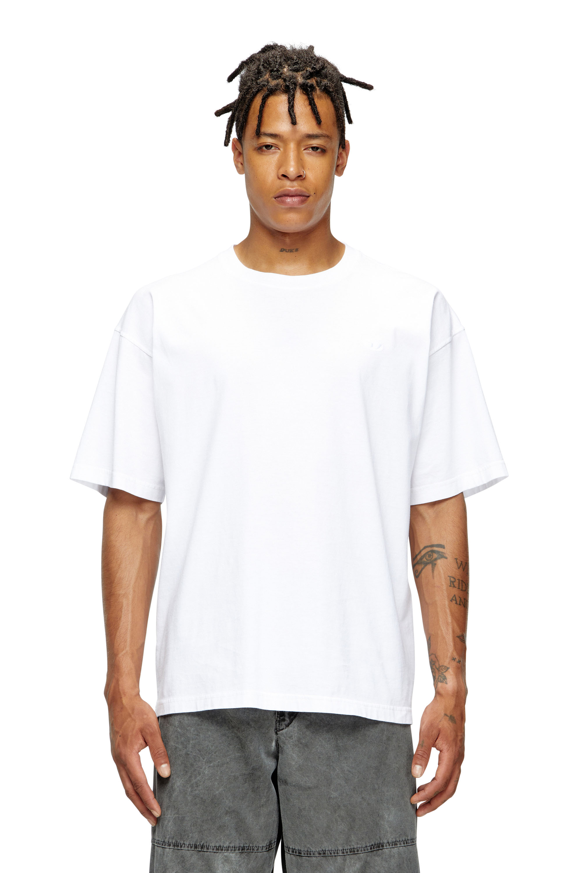 Diesel - T-BOXT-T24, T-shirt avec logo Oval D Homme in Blanc - 1